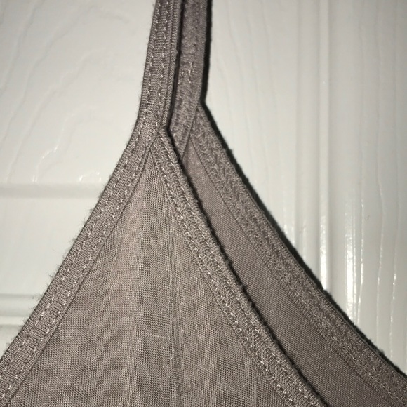 🎉 Gap Pure Scoop Cami- Gray. Large Tall - Picture 3 of 4